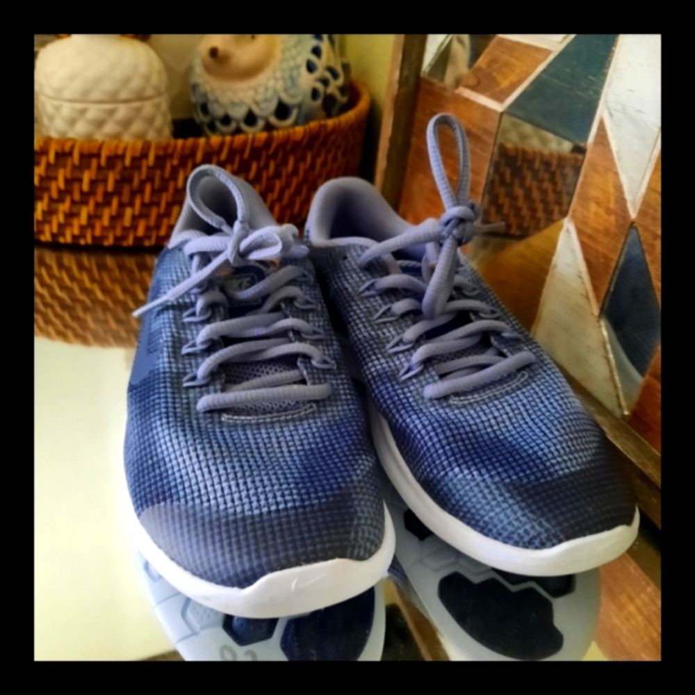 COPY - Nike kids sneakers